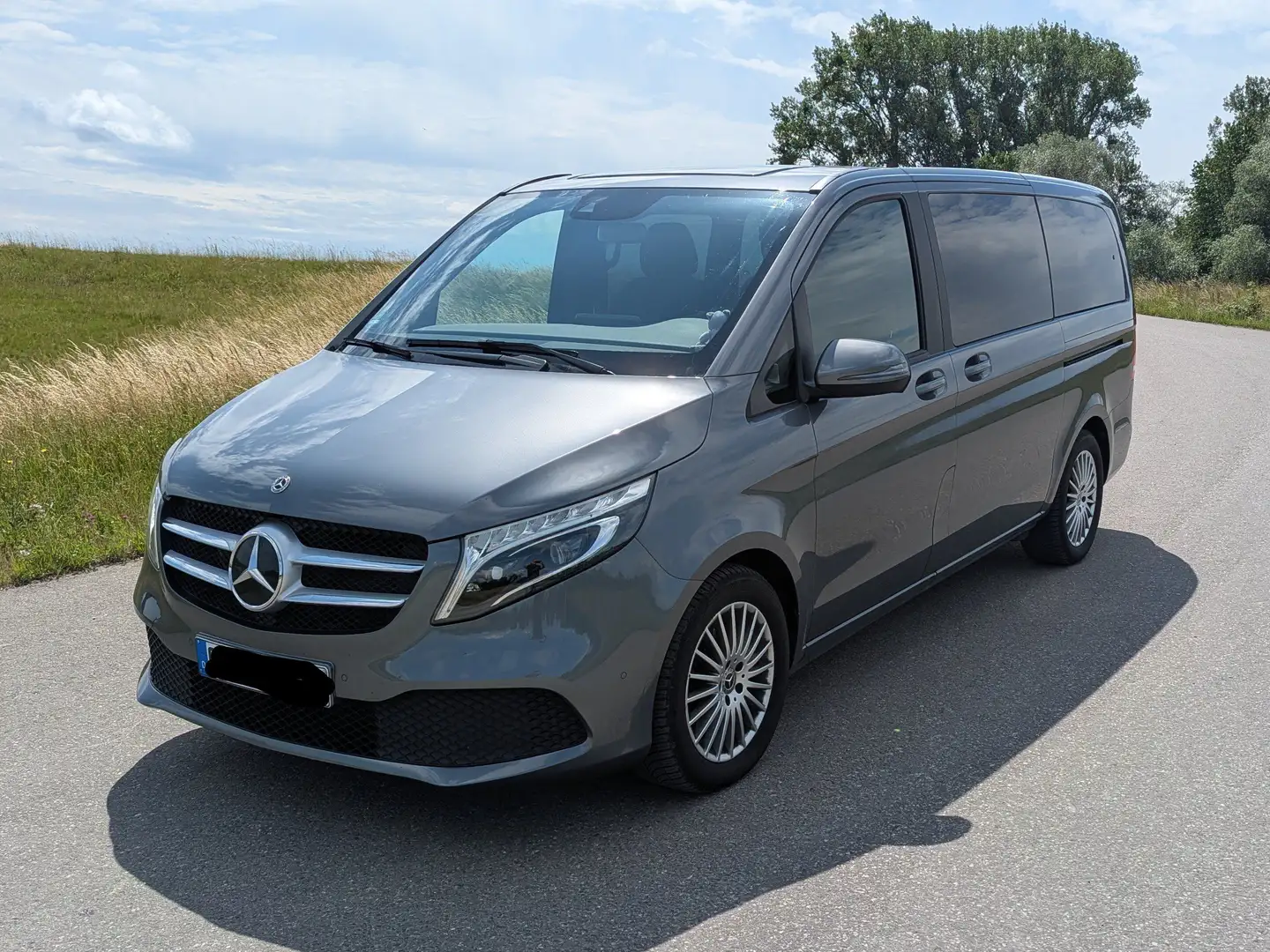 Mercedes-Benz V 250 V-Klasse Diesel d lang 9G-TRONIC Exclusive Edition Szary - 1