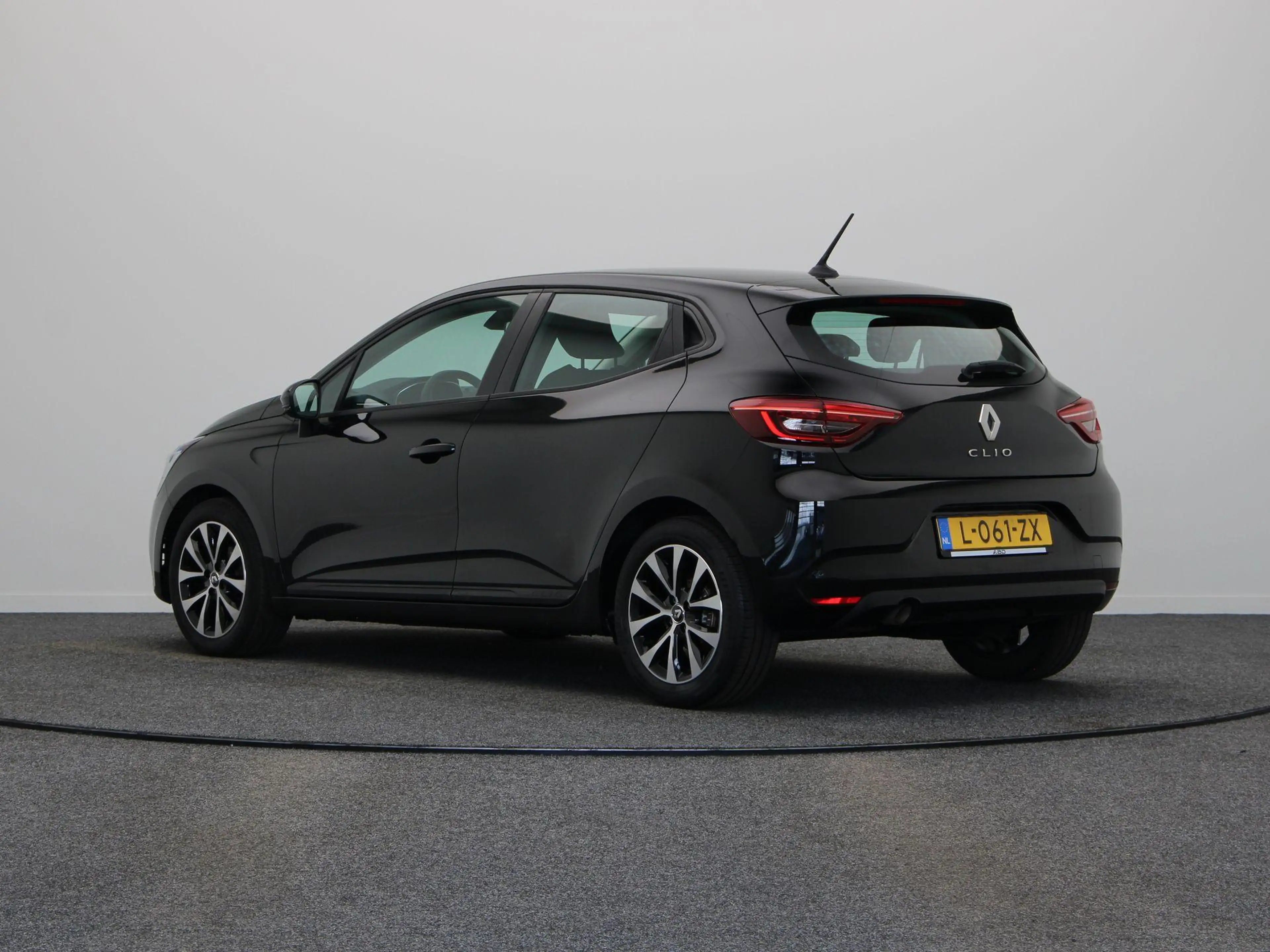 Renault Clio TCe 90pk Zen | 1e Eigenaar | Dealeronderhouden | P — photo 2