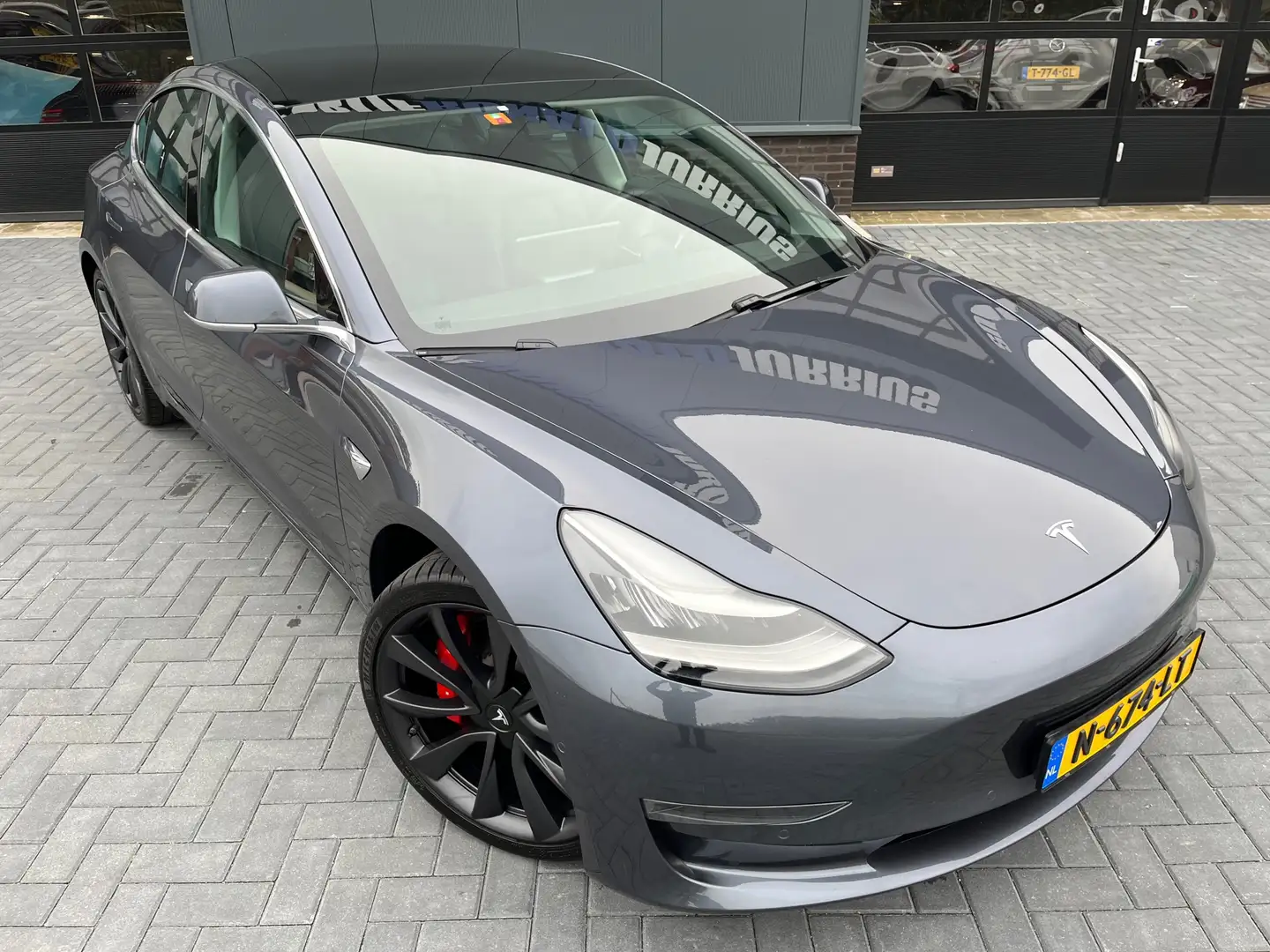Tesla Model 3 Performance AWD 75 kWh NL.Auto/462pk/BTW/Autopilot Grijs - 2