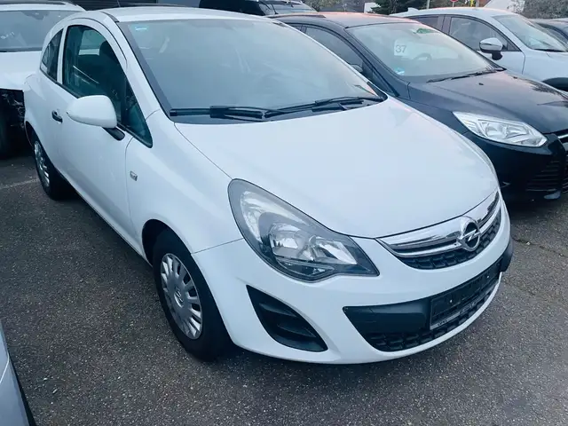 Opel Corsa view 2