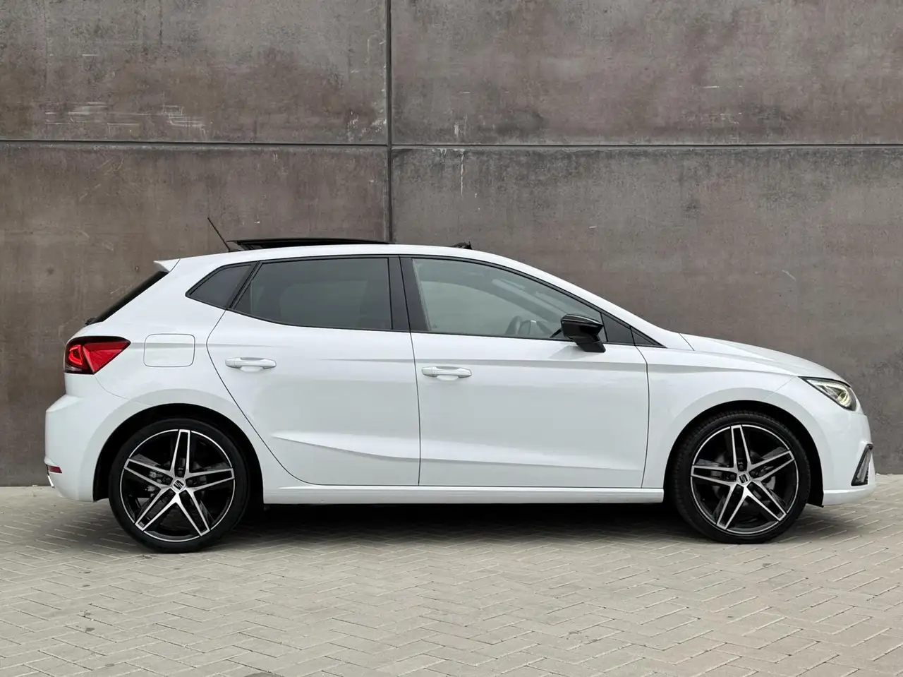 SEAT Ibiza 1.0 EcoTSI FR Plus Connect Panorama dak Full L, миниатюра 19