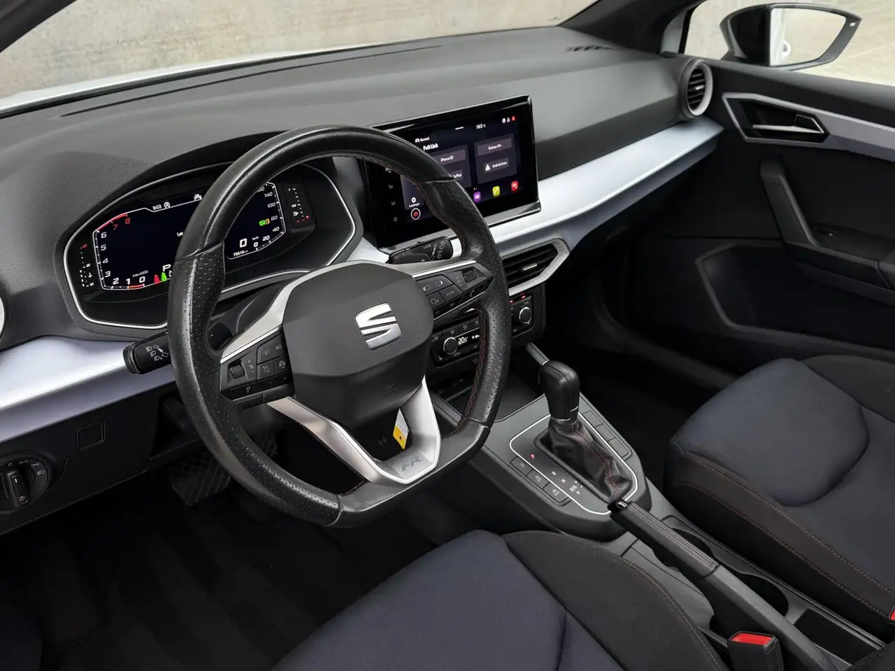 SEAT Ibiza 1.0 EcoTSI FR Plus Connect Panorama dak Full L, миниатюра 4