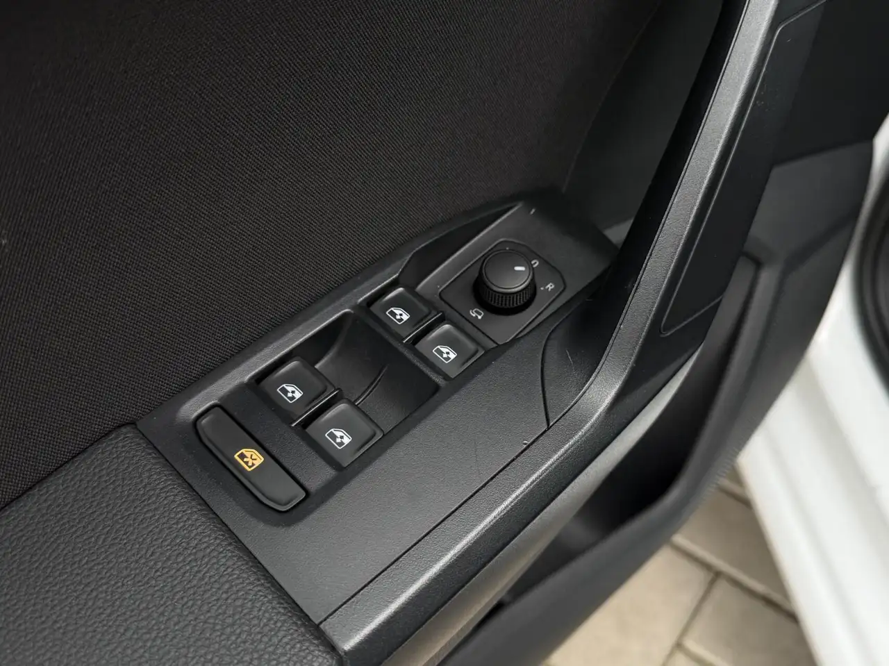 SEAT Ibiza 1.0 EcoTSI FR Plus Connect Panorama dak Full L, миниатюра 25