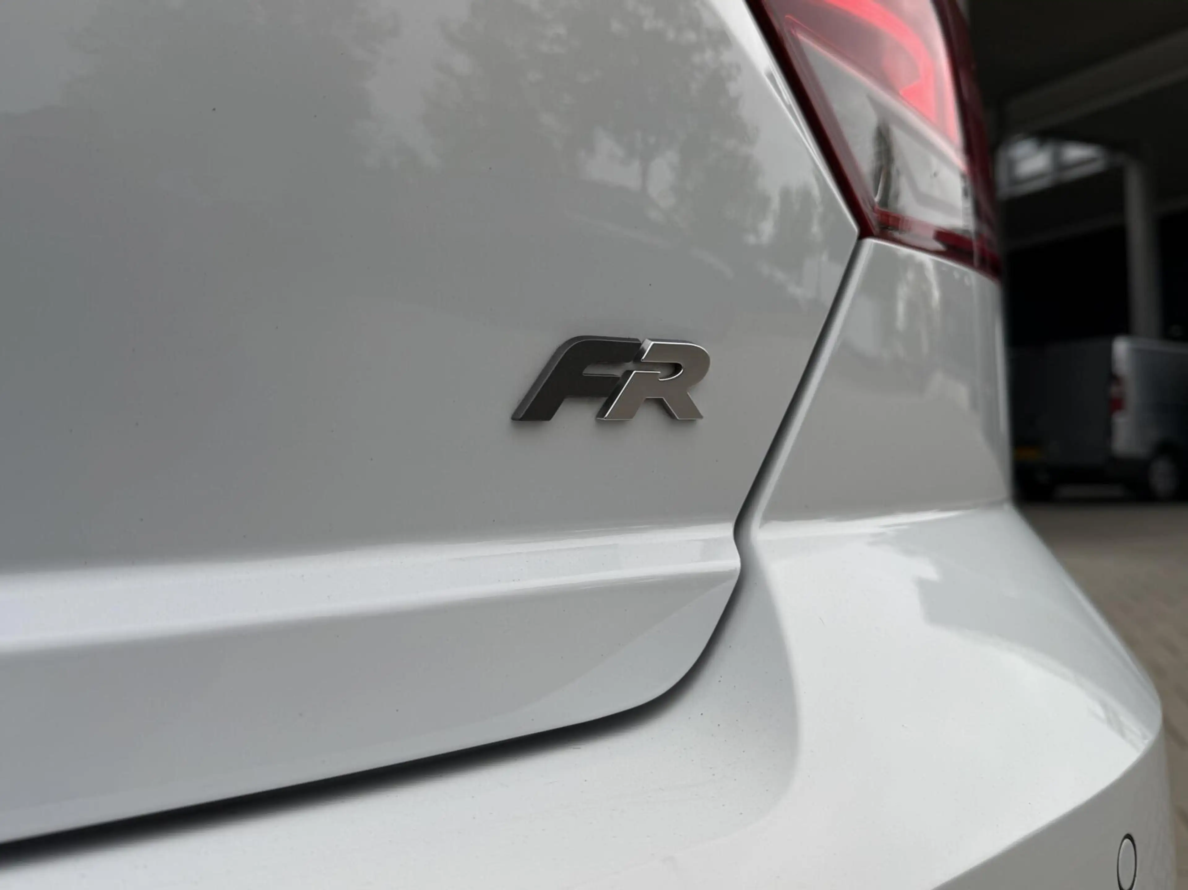 SEAT Ibiza 1.0 EcoTSI FR Plus Connect | Panorama dak | Full L — photo 27