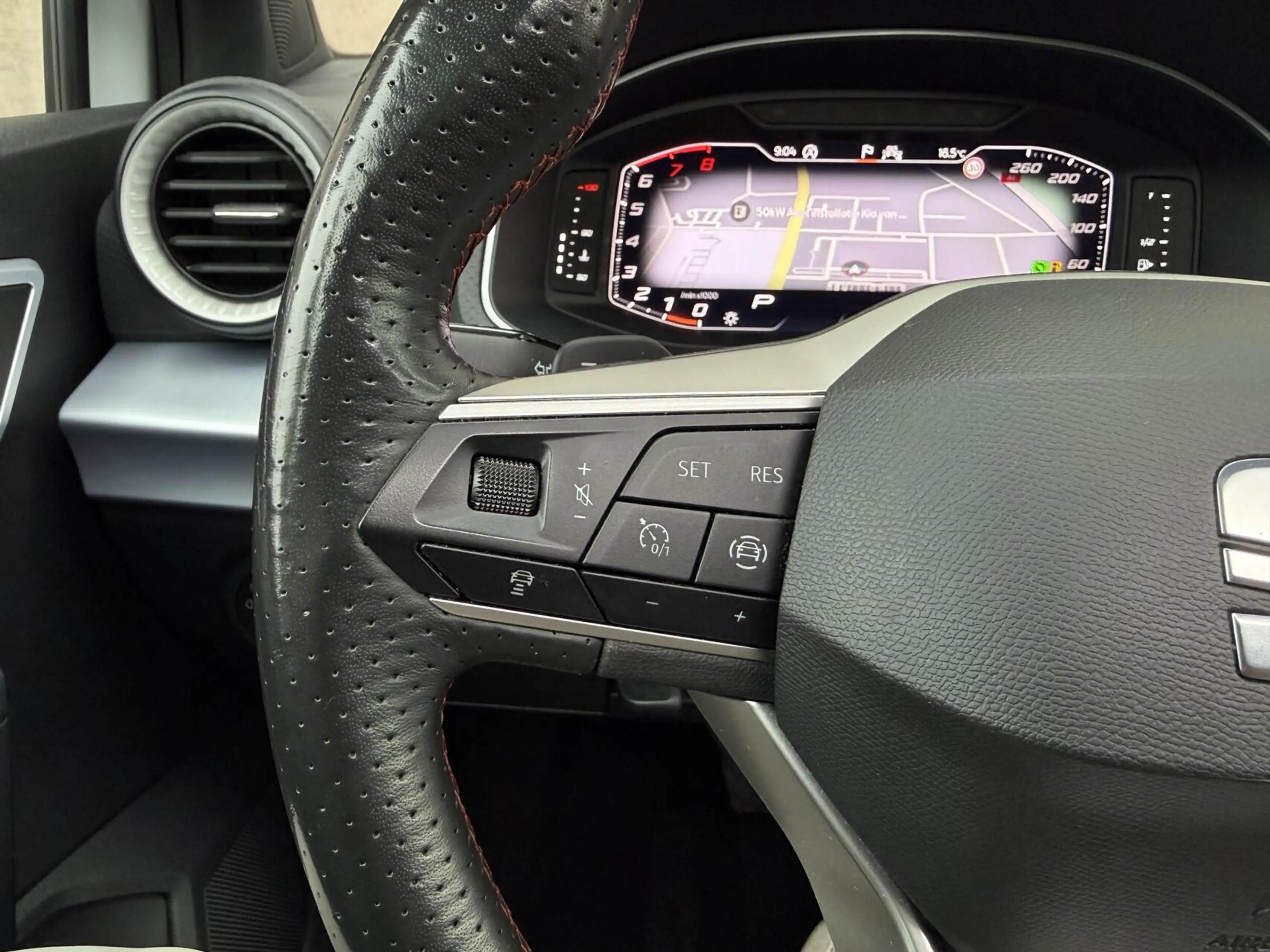 SEAT Ibiza 1.0 EcoTSI FR Plus Connect | Panorama dak | Full L — photo 13