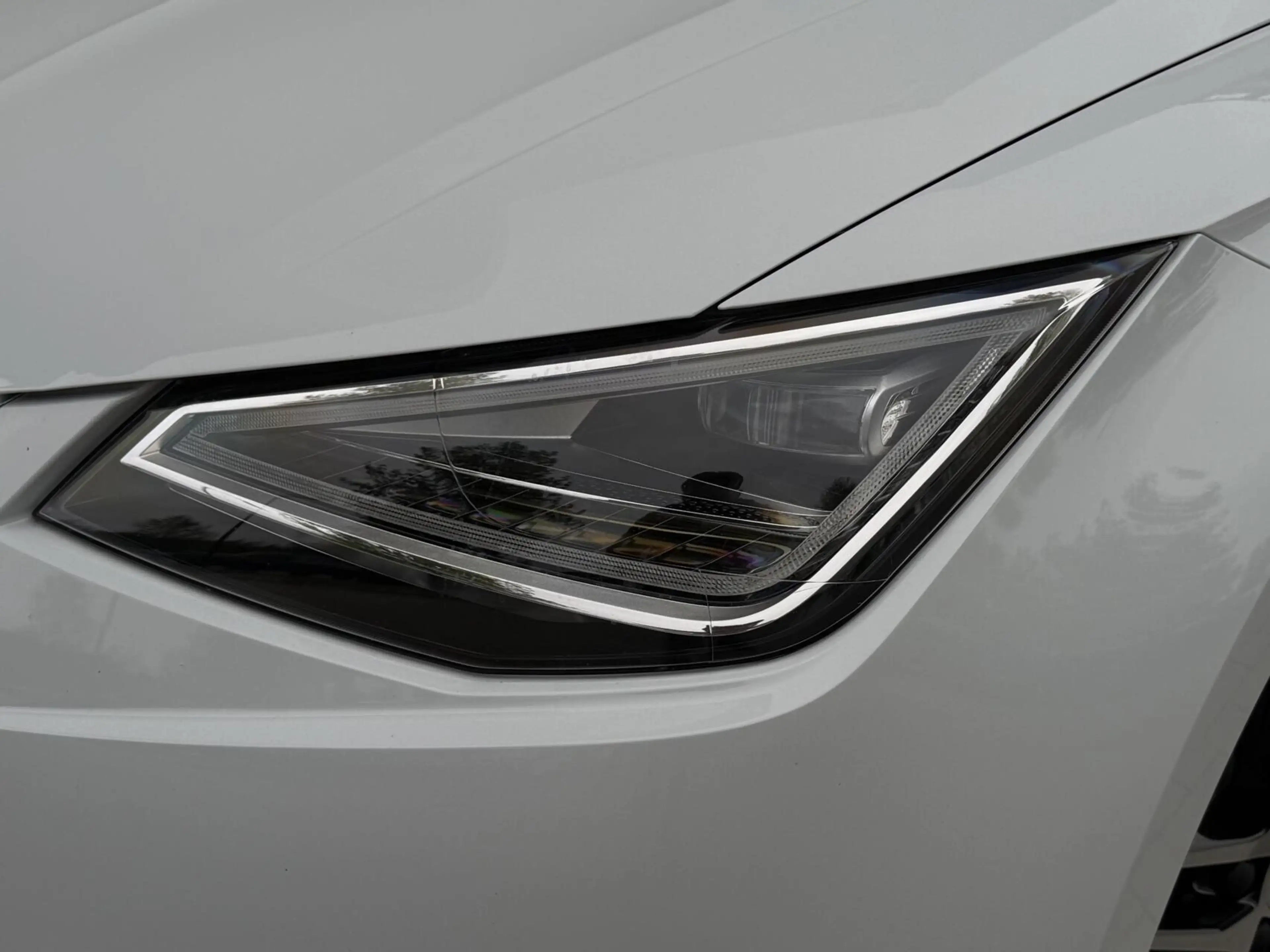 SEAT Ibiza 1.0 EcoTSI FR Plus Connect | Panorama dak | Full L — photo 32