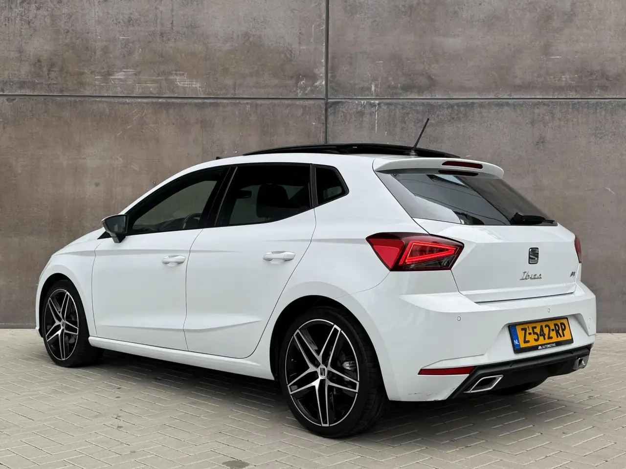 SEAT Ibiza 1.0 EcoTSI FR Plus Connect Panorama dak Full L, миниатюра 2