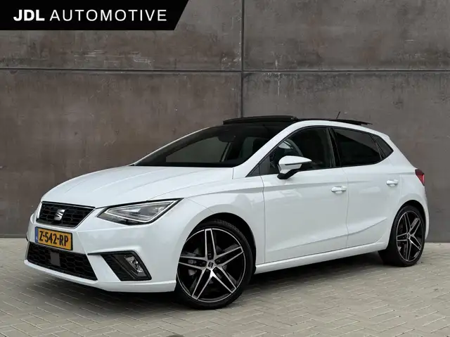 SEAT Ibiza 1.0 EcoTSI FR Plus Connect | Panorama dak | Full L