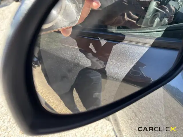 Toyota C-HR view 14