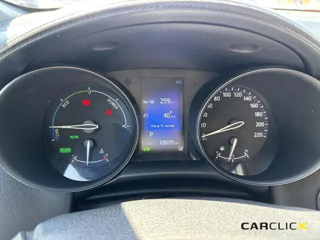 Toyota C-HR view 15