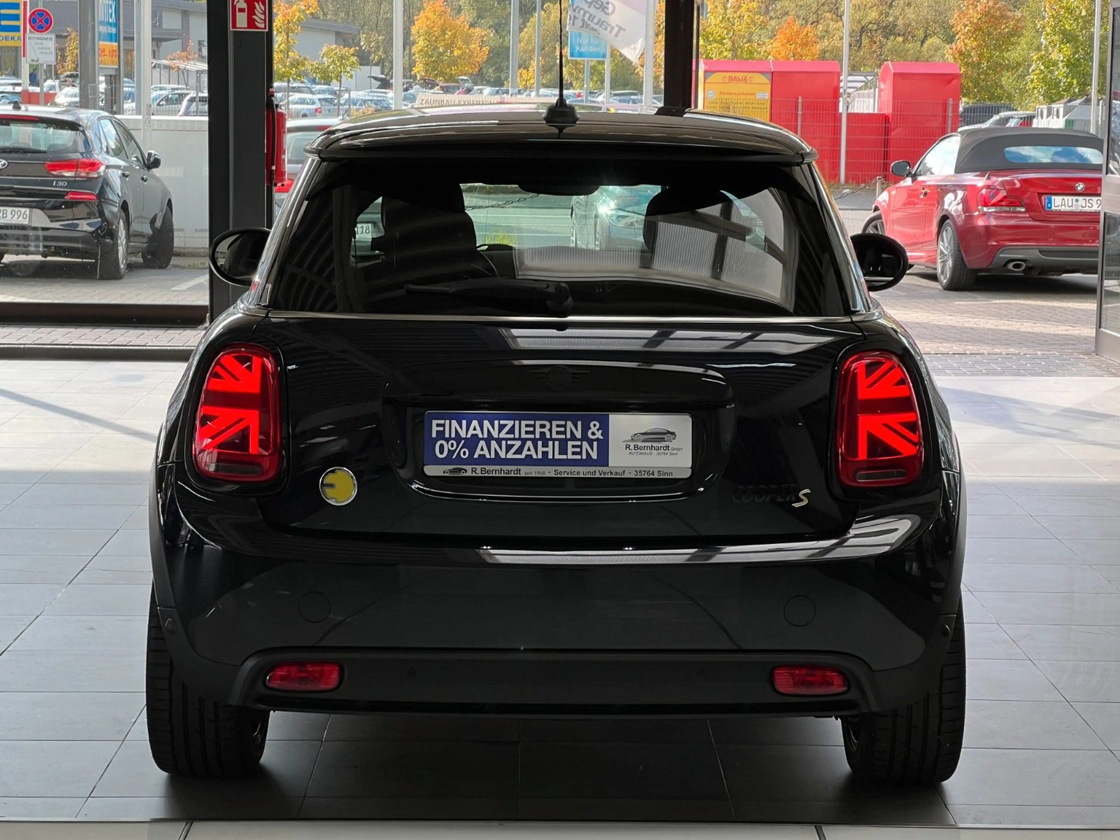 MINI Cooper SE Yours Trim LED NAVI LenkrHeiz Leder — photo 9