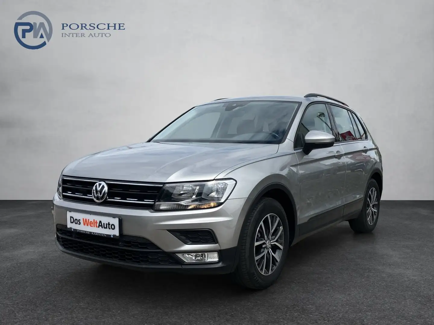 Volkswagen Tiguan Trendline TDI SCR Silber - 1