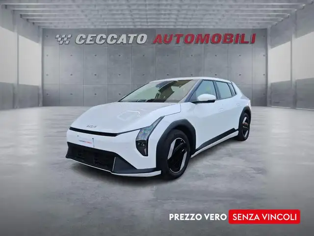 Kia EV4 EV4 81,4 kWh Long range Air Drivewise Pack fwd