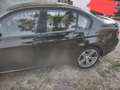 BMW 320 320d - thumbnail 2