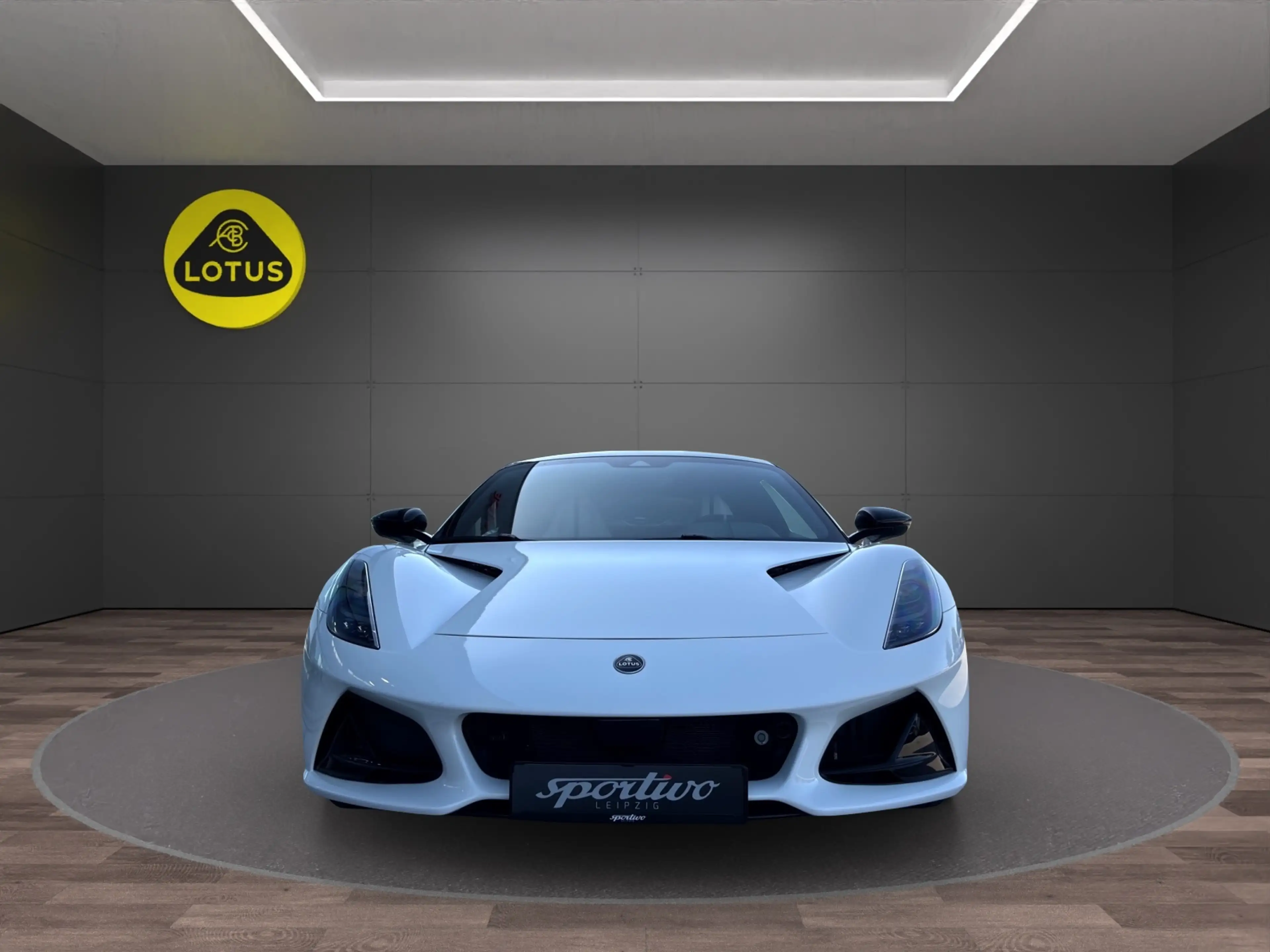Lotus Emira V6 SE MY26 *Lotus Leipzig* — photo 2