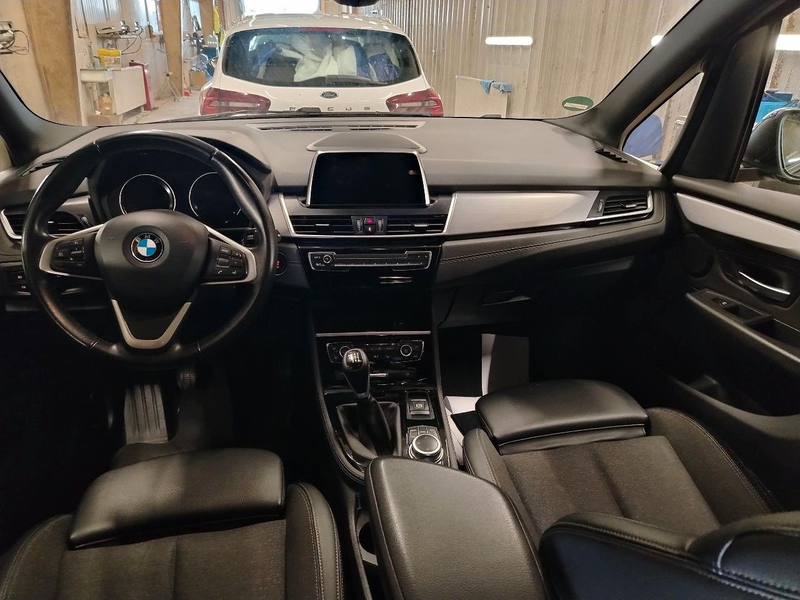 BMW 218 218 d GT Sport Line LED Navi 8xAlu H&K PDC — photo 3