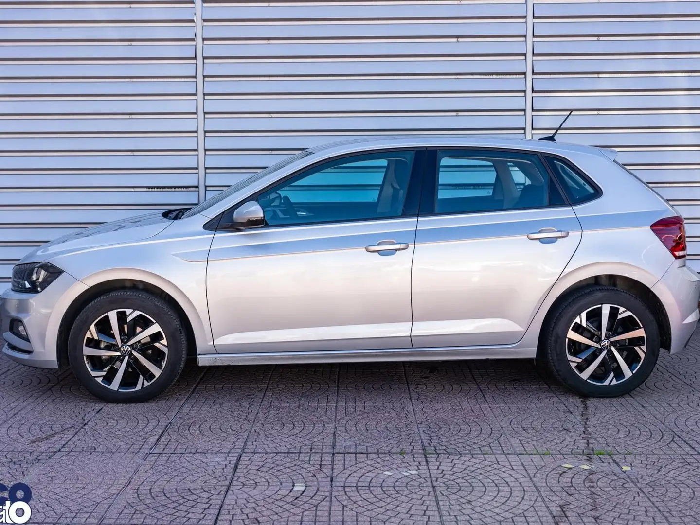 Volkswagen Polo Polo VI 2017 5p 1.0 tgi Trendline 90cv Argent - 2