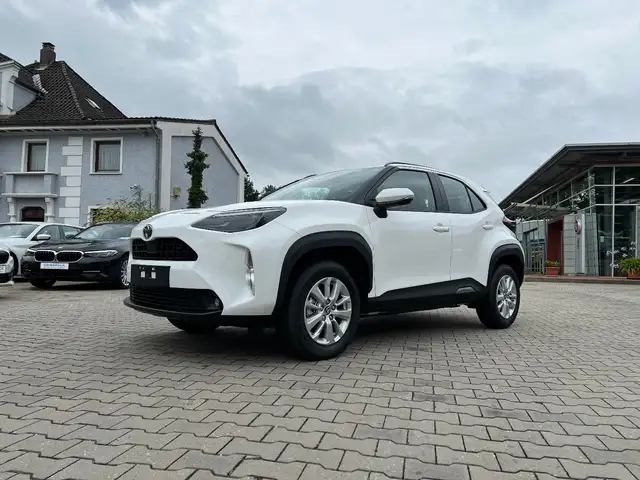 Toyota Yaris Cross 1.5 E FWD Comfort *Kamera PDC v+h*
