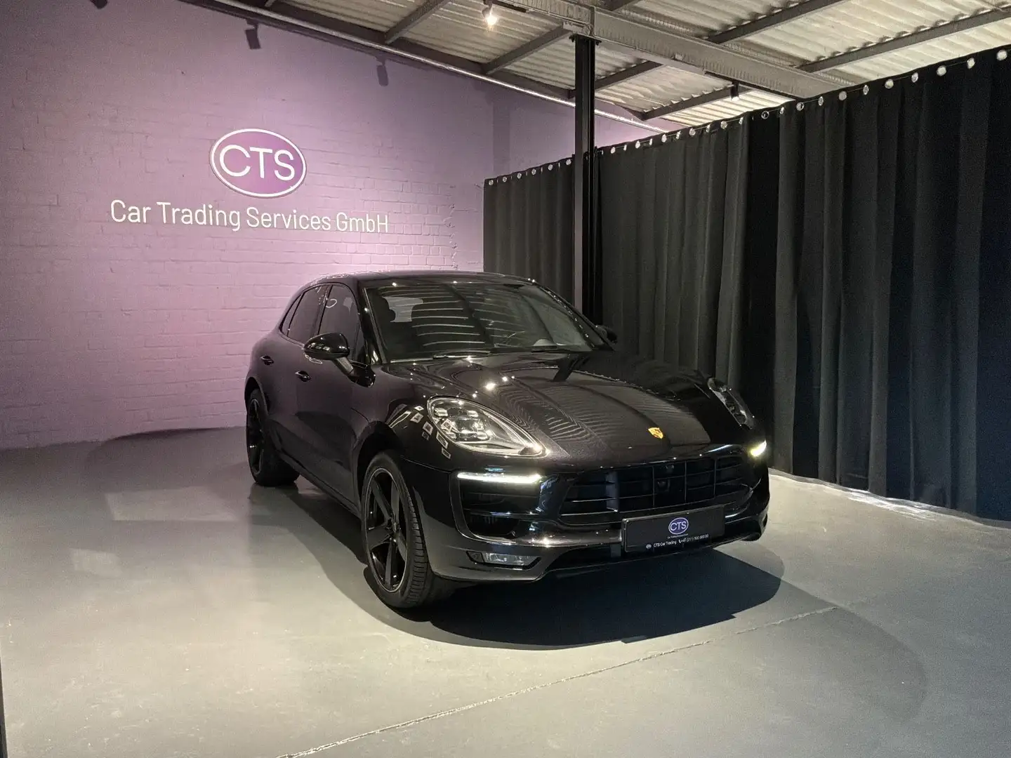 Porsche Macan GTS/Pano/AHK/Carbon/Sport Chrono/Standheiz Schwarz - 2