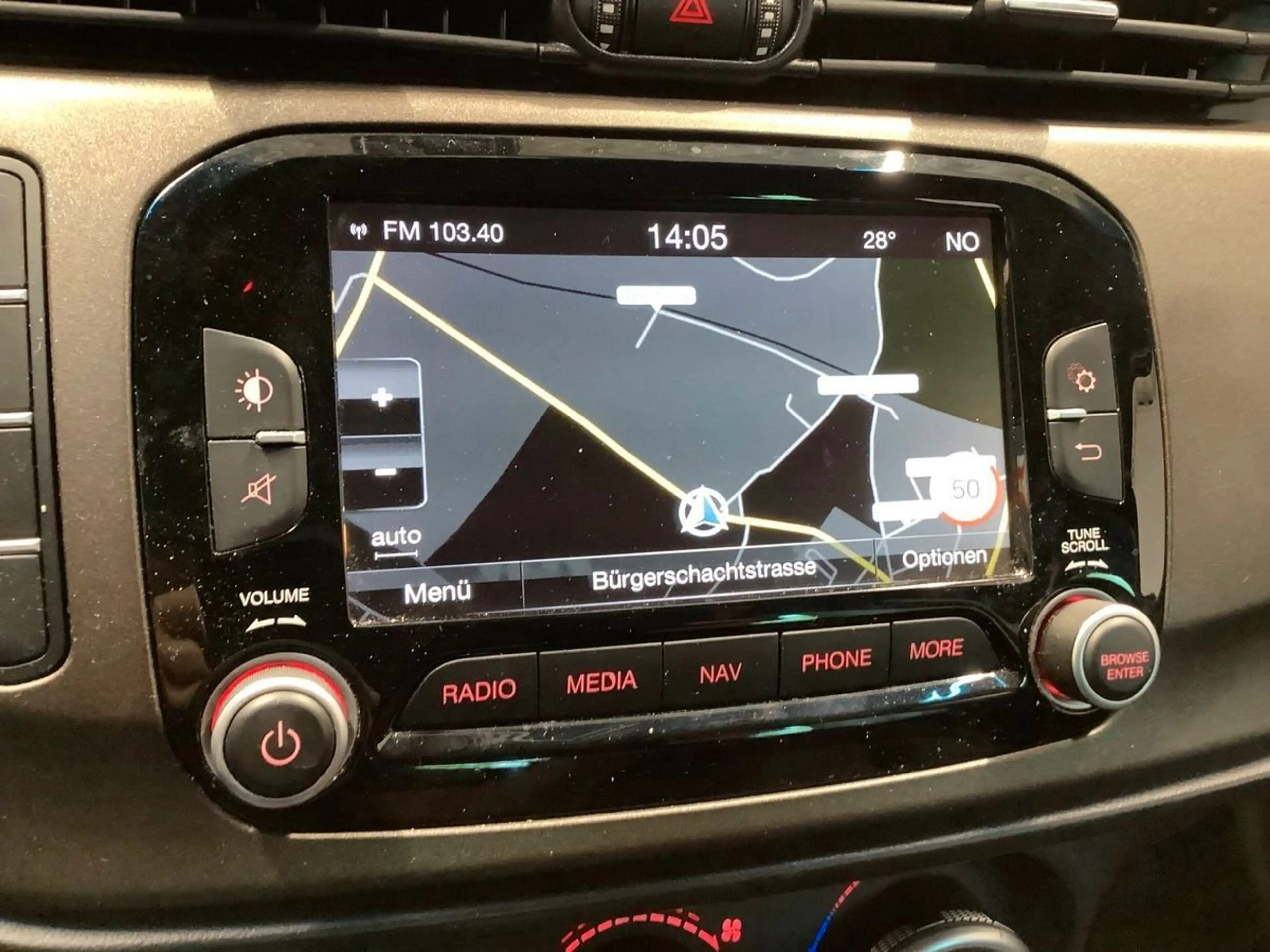 Alfa Romeo Giulietta Turismo AUTOM KLIMA NAVI SHZG LMF — photo 15