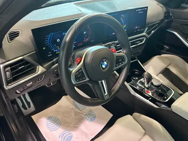 BMW M3 view 9