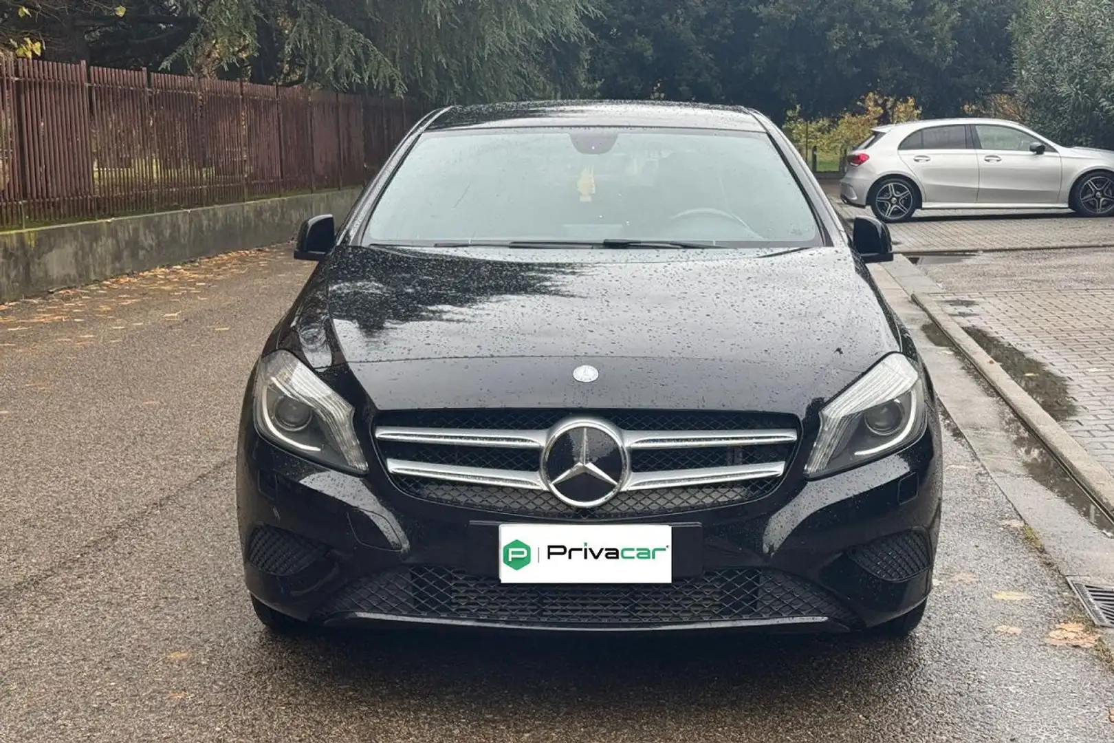 Mercedes-Benz A 180 A 180 CDI Automatic Sport Schwarz - 2