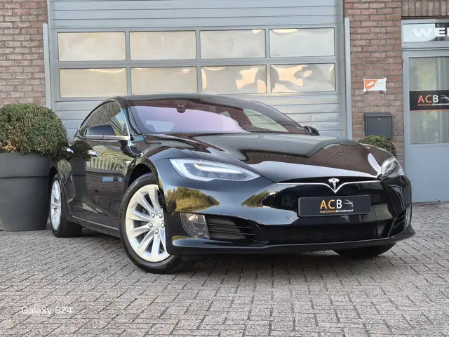 Tesla Model S 75 Business Economy Accu 97% In zeer nette staat.