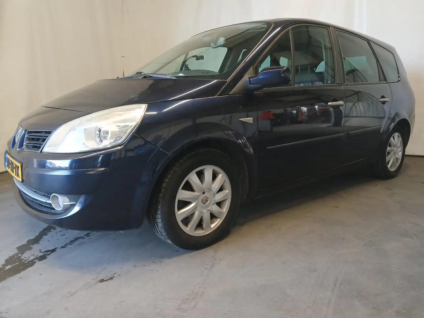 Renault Grand Scenic 2.0-16V Tech Line 7p. - Airco - Motormanagement Br plava - 2
