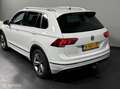 Volkswagen Tiguan 1.4 TSI DSG R-LINE | TREKHAAK | APP CNNCT Blanc - thumbnail 34