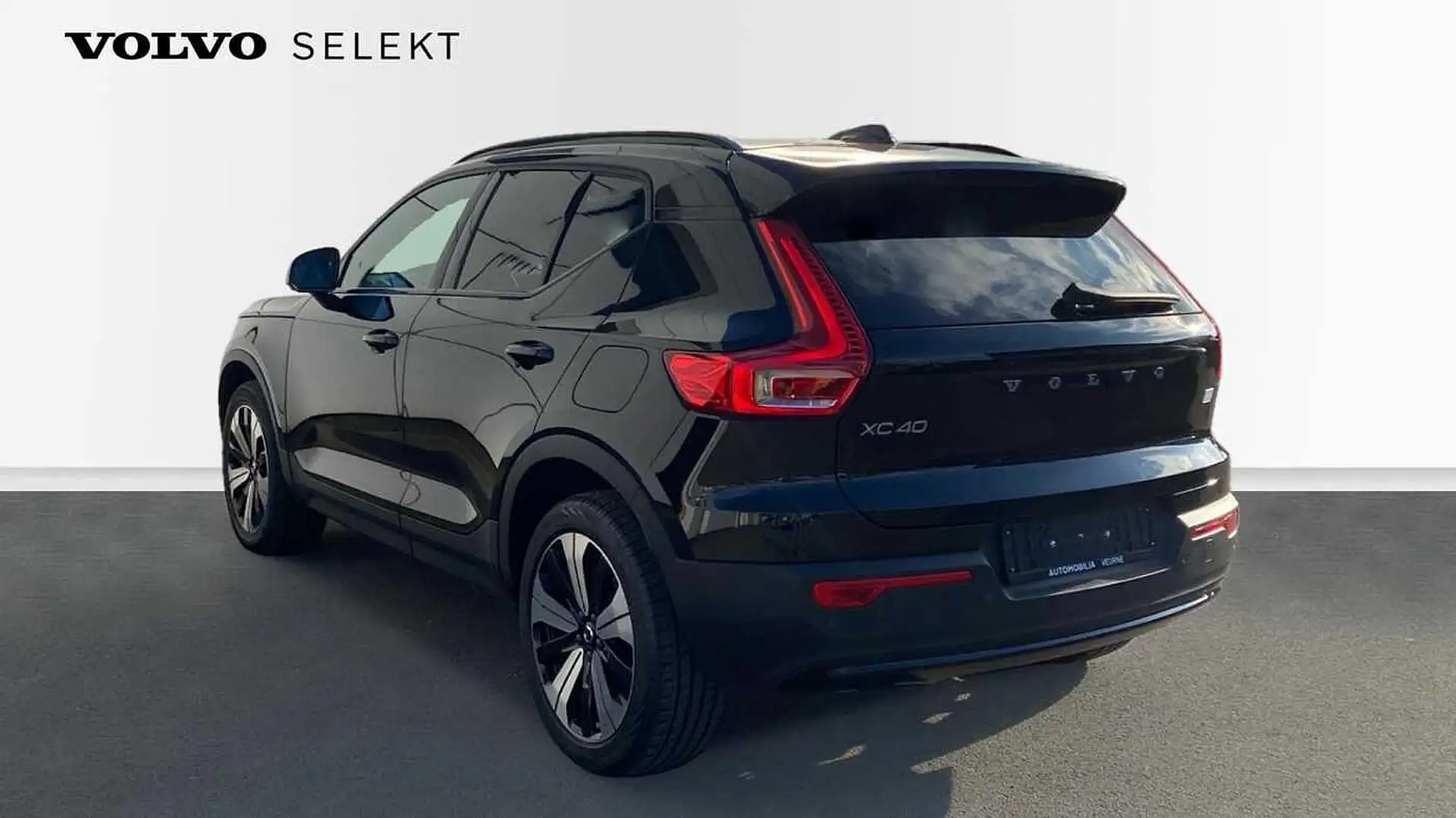 Volvo XC40 Plus | Keyless | Elektr kofferklep | Adapt Cruise Noir - 2