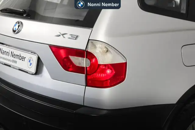 BMW X3 view 6
