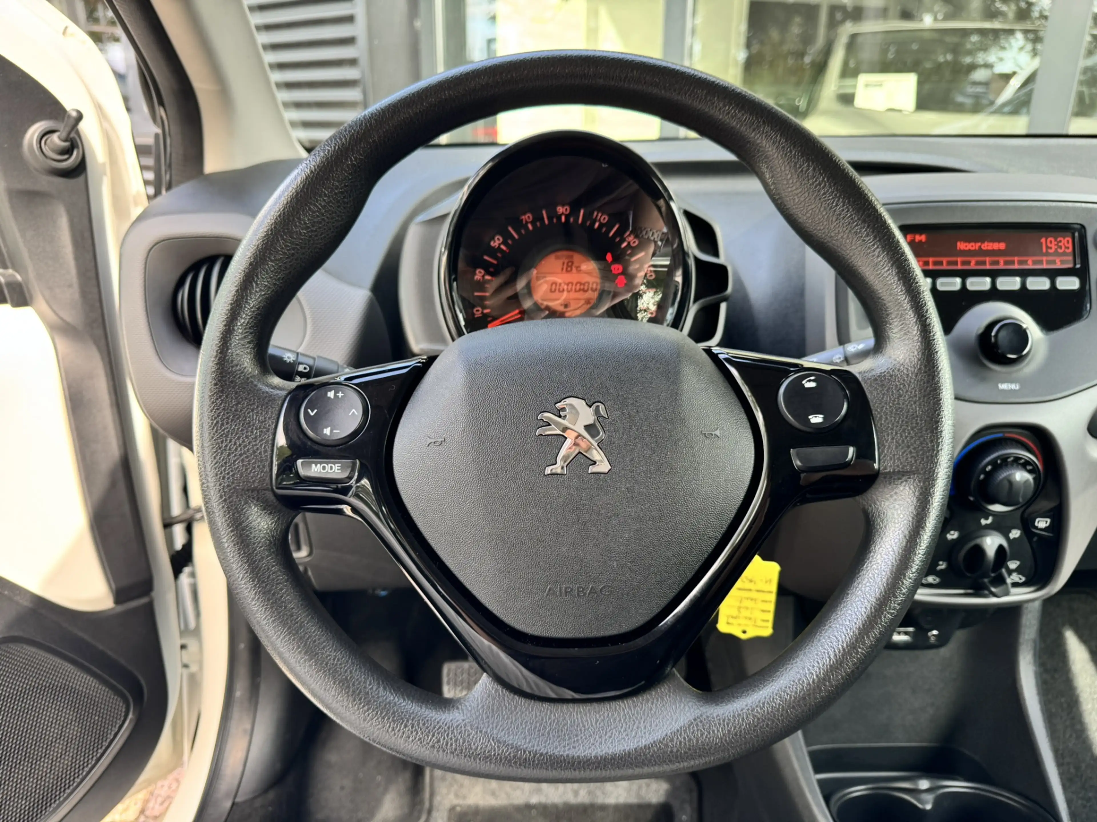 Peugeot 108 1.0 e-VTi Active*Airco*50.000km* — photo 8