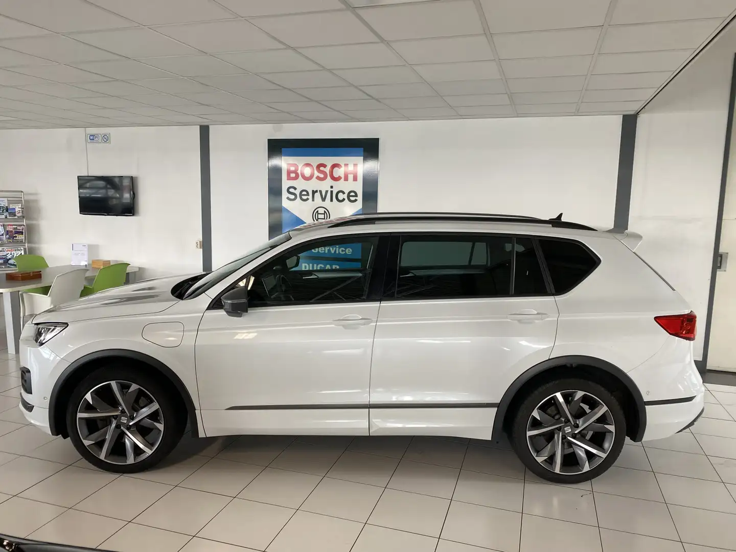 SEAT Tarraco 1.4 TSI e-Hybrid PHEV FR Trekhaak /Apple carplay/a Wit - 2