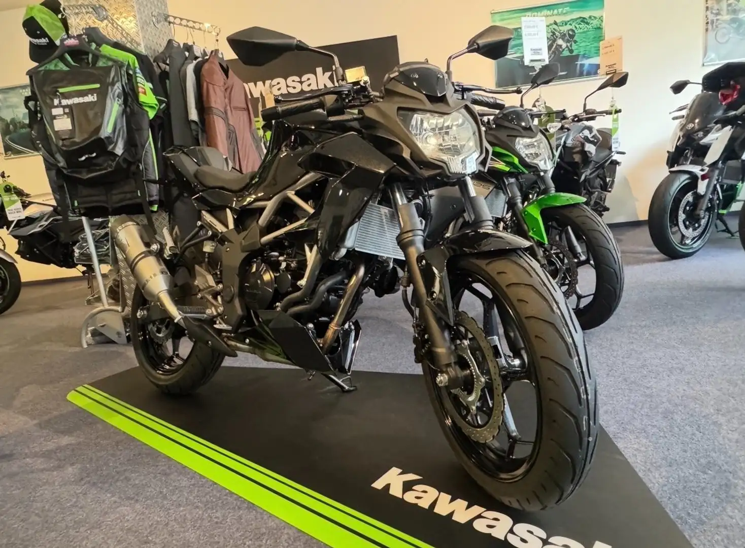 Kawasaki Z 125 Black Edition - Tageszulassung 11/2024 Schwarz - 2