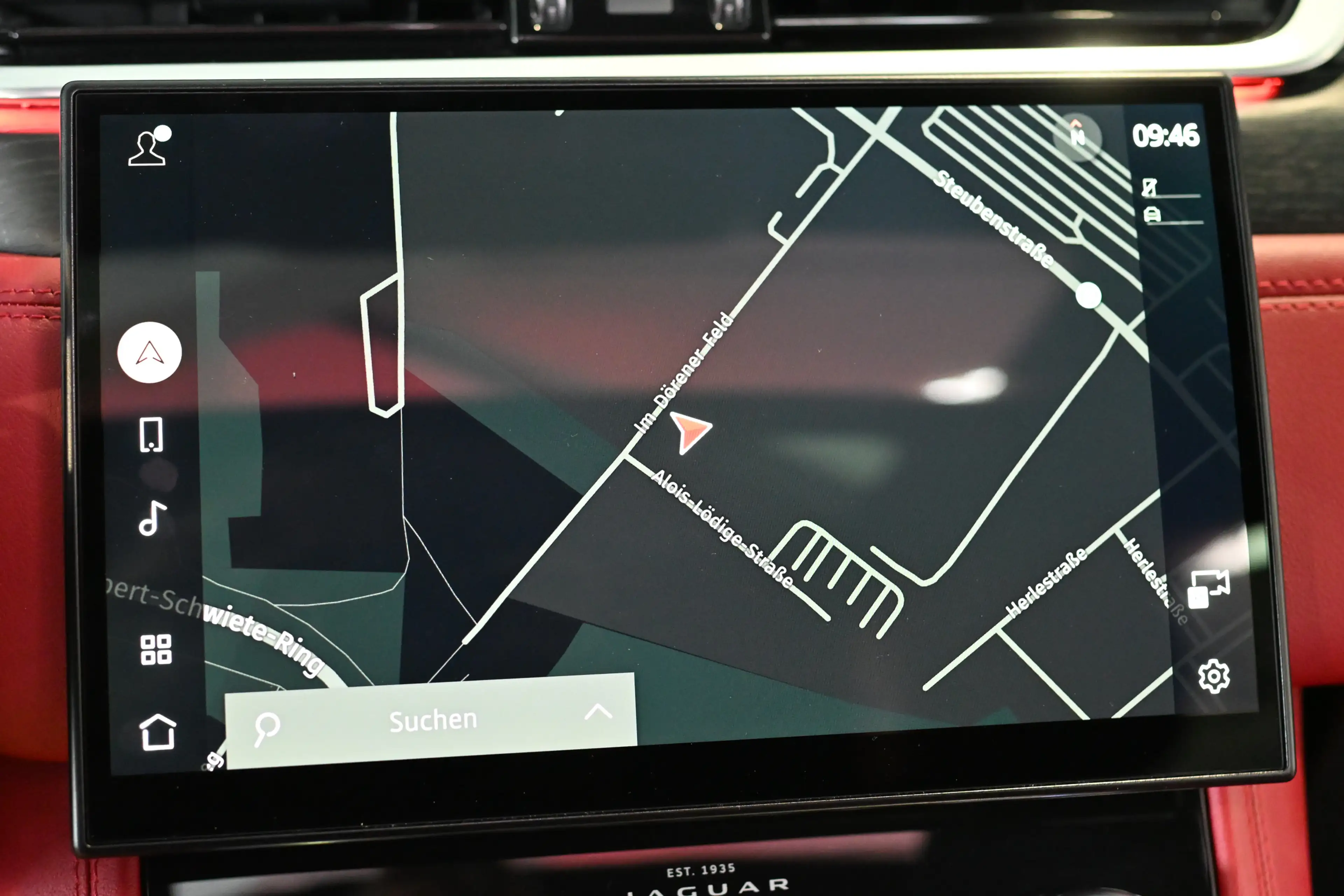 Jaguar F-Pace R-Dynamic Black Pack AWD Pano Leder 22 — photo 10