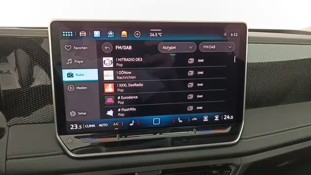 Volkswagen Tiguan view 8
