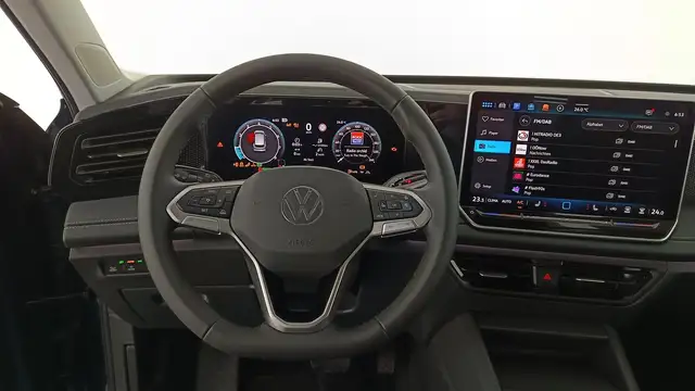 Volkswagen Tiguan view 14