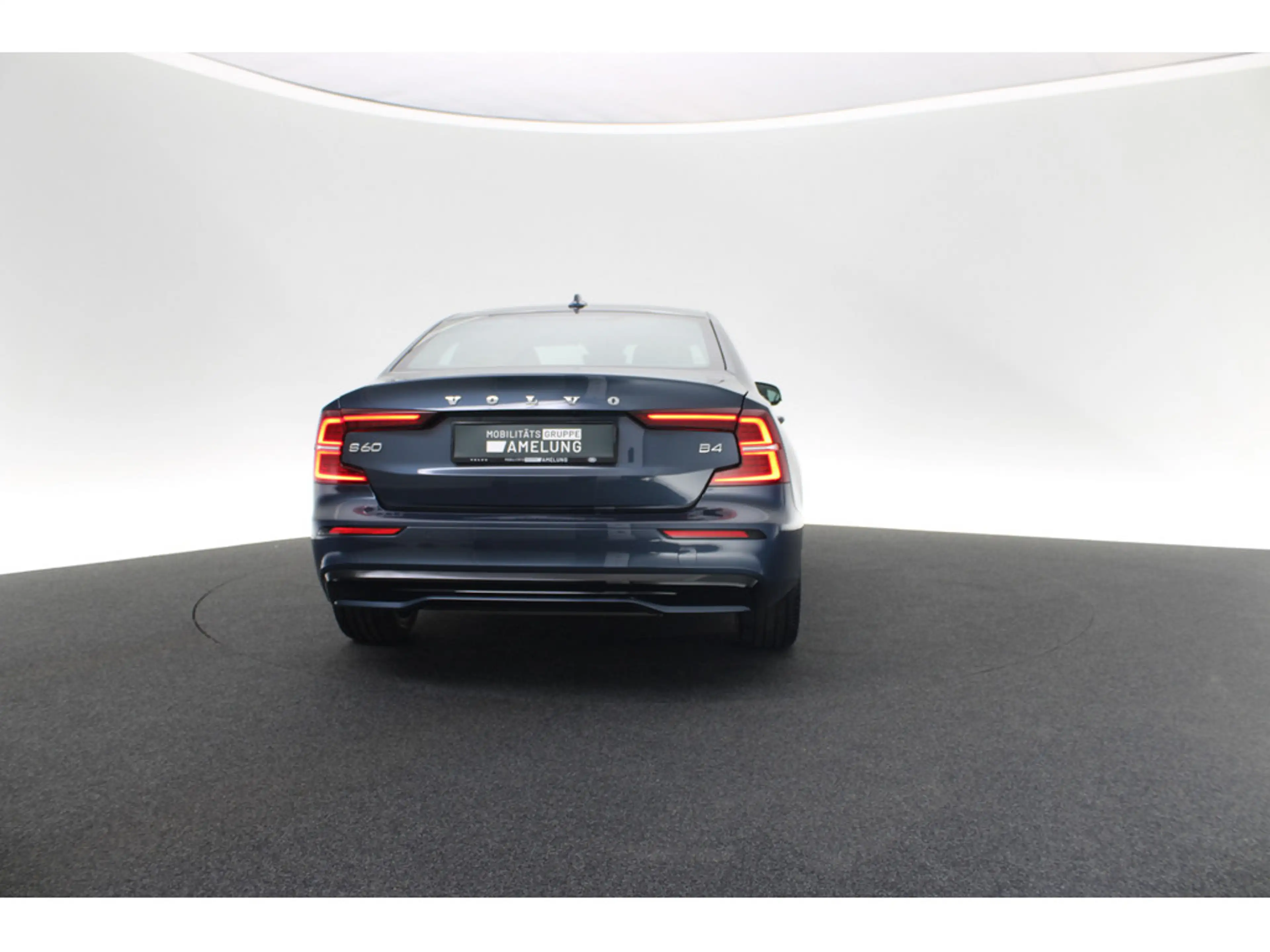 Volvo S60 B4 Benzin Plus Dark aus 1.Hand H/K LED — photo 6