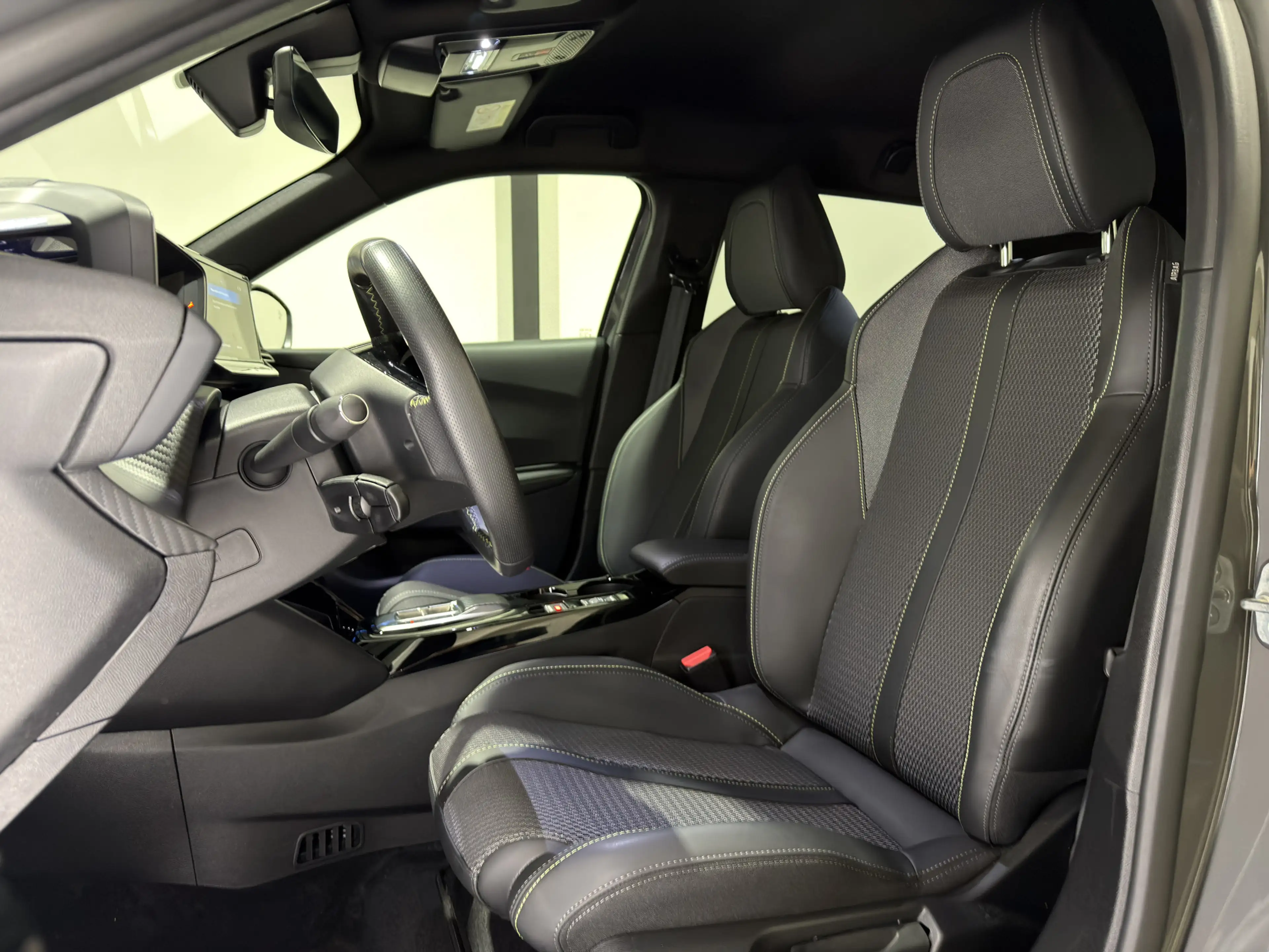 Peugeot e-2008 EV GT 50 kWh | ACC met stop&go | Panorama schuif/k — photo 13