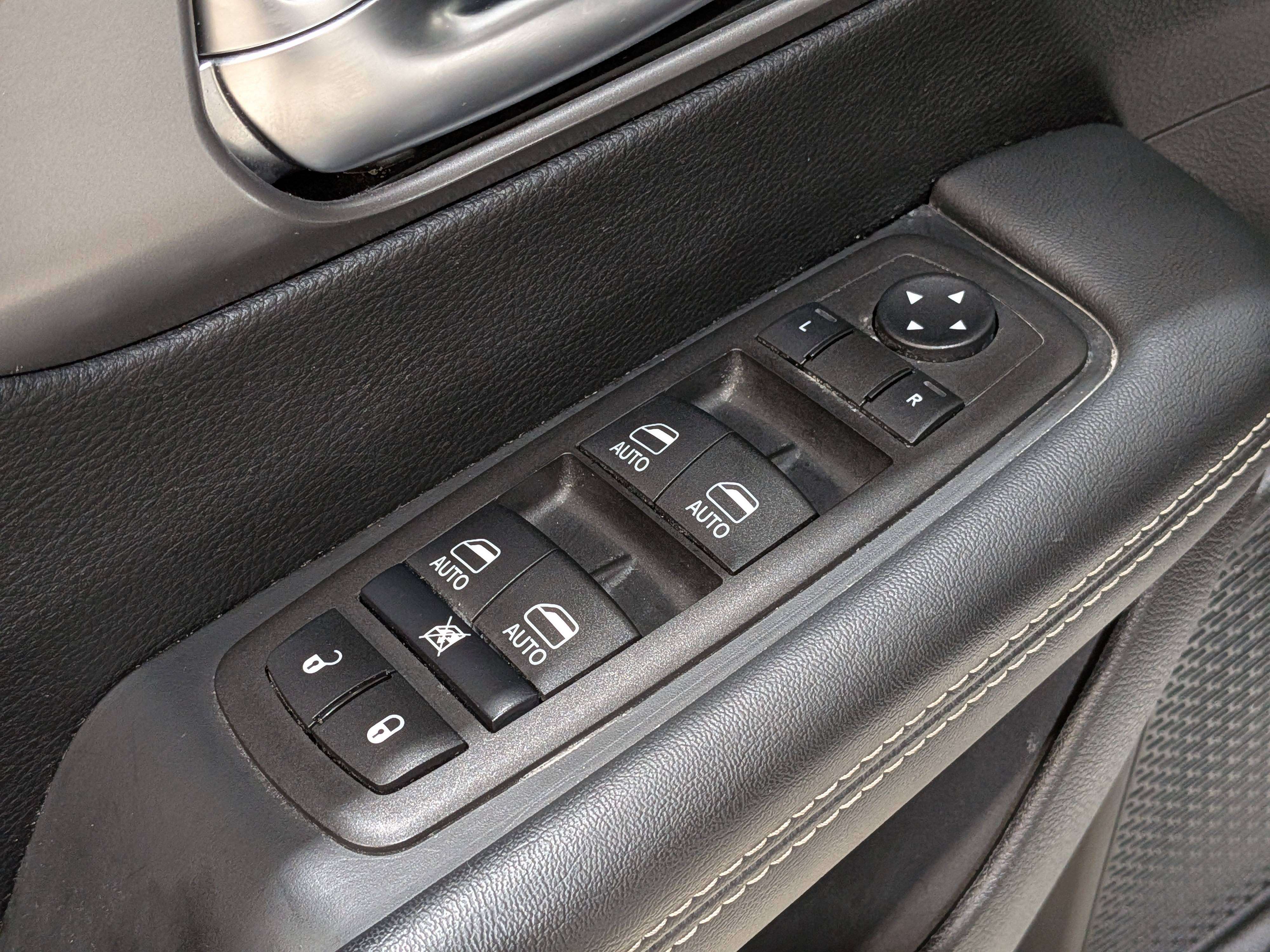 Chrysler Pacifica 2025
