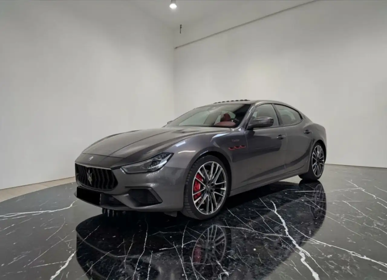 Maserati Ghibli 2021