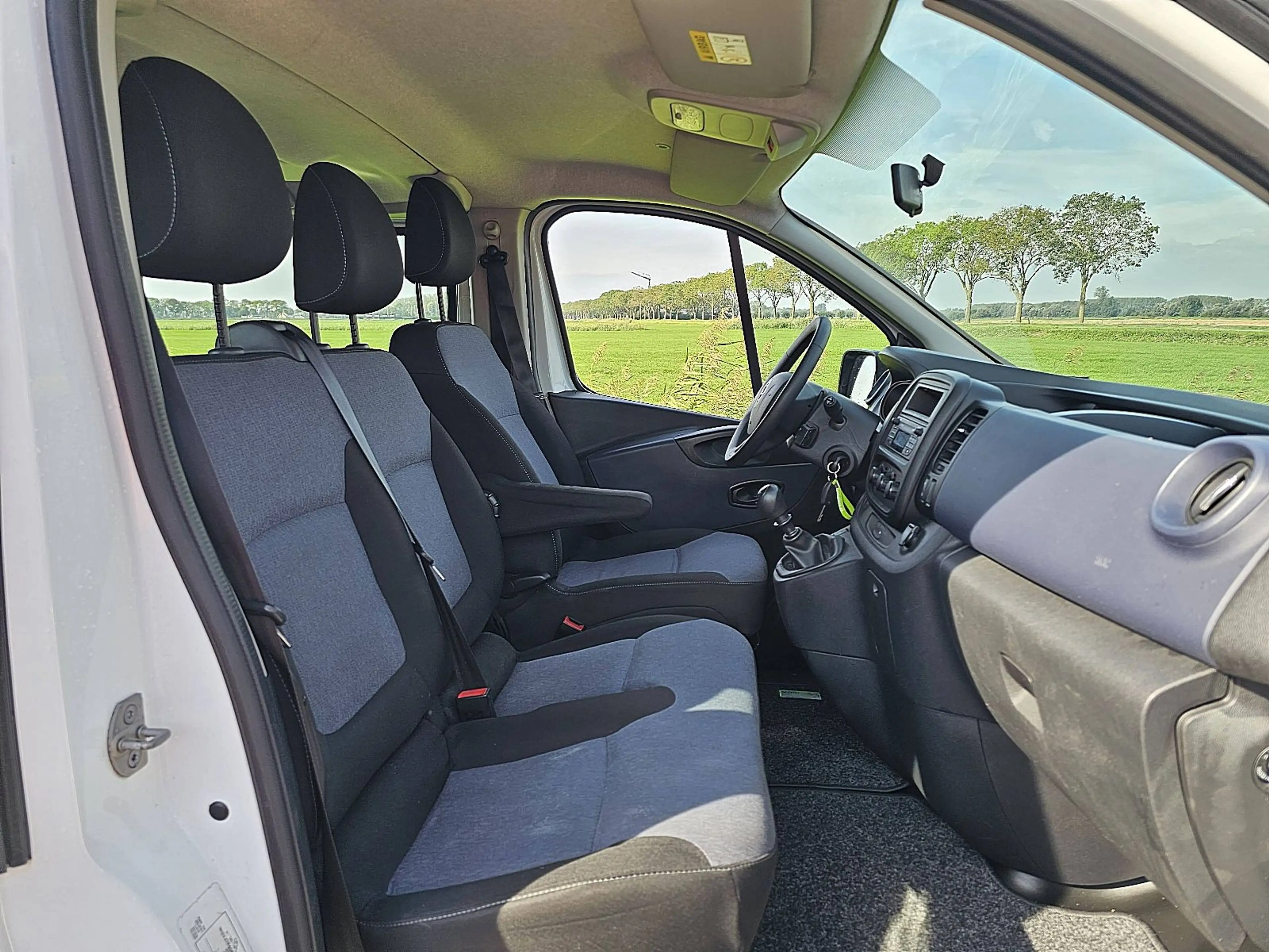 Opel Vivaro 1.6 L1 Combi 9p Airco — photo 7
