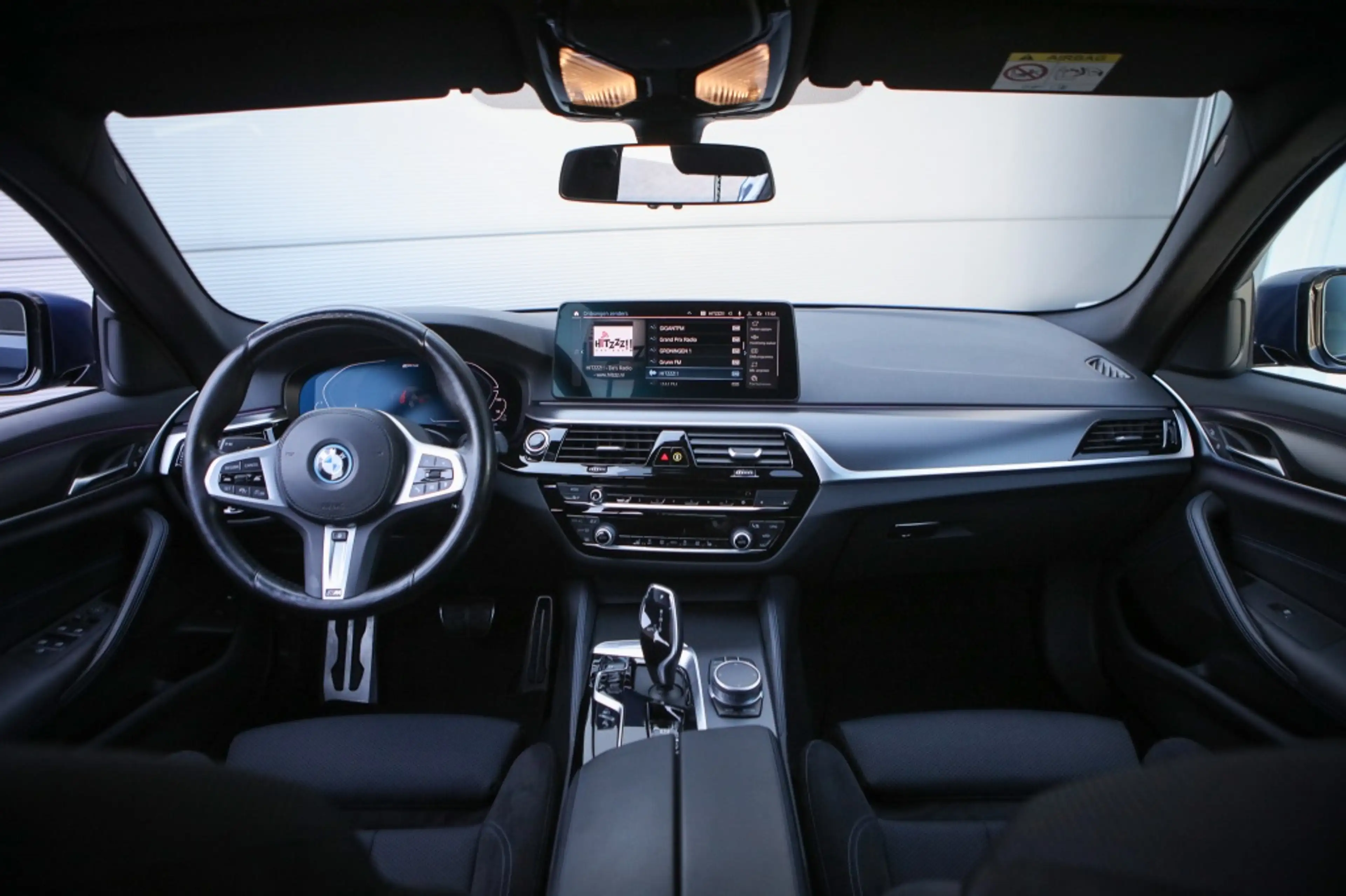 BMW 545 5-serie 545e M-Sport Sedan | BTW | — photo 9