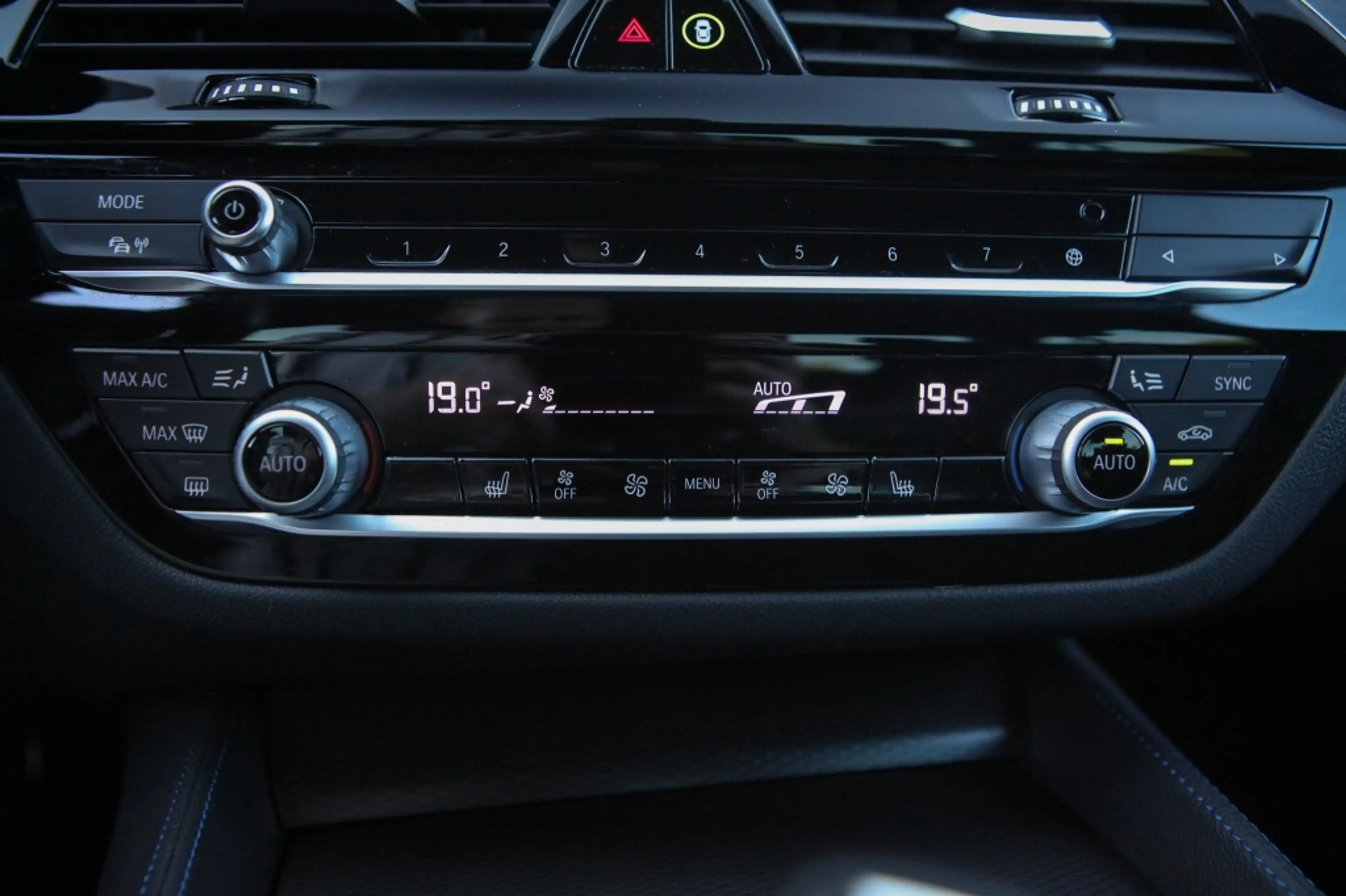 BMW 545 5-serie 545e M-Sport Sedan | BTW | — photo 14
