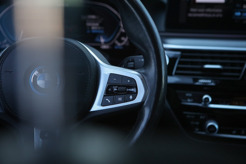 BMW 545 5-serie 545e M-Sport Sedan | BTW | — photo 11