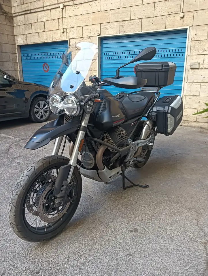 Moto Guzzi V 85 TT