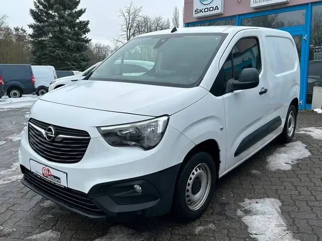 Opel Combo E Cargo Selection Regalsystem Klima