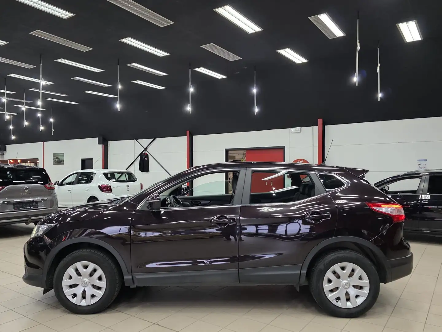 Nissan Qashqai Qashqai 1.5 dCi Mauve - 2