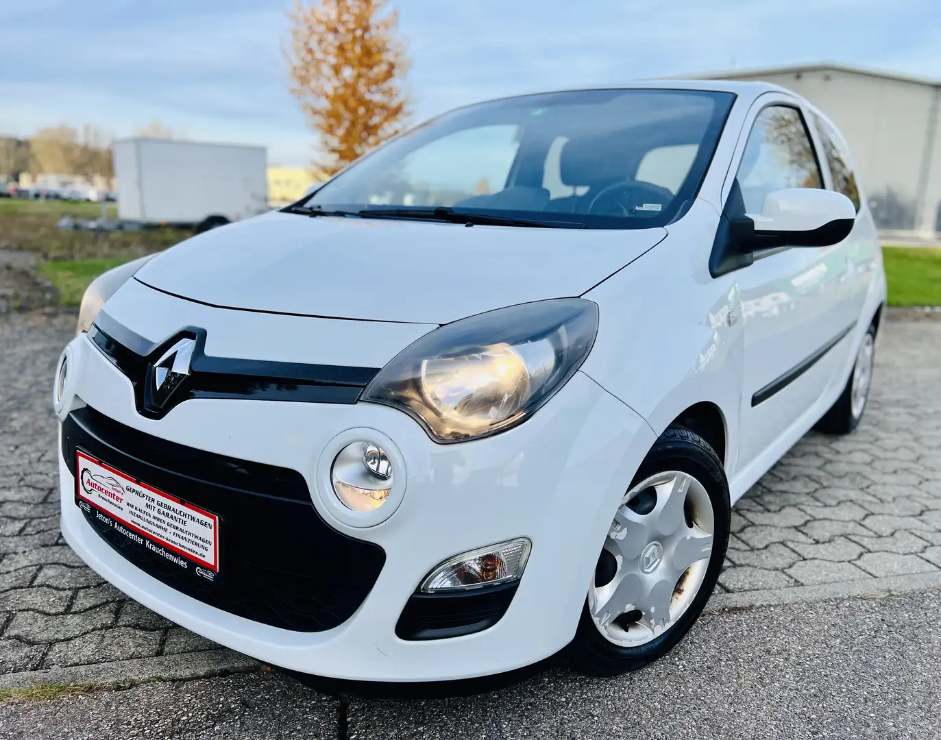 Renault Twingo Expression, TÜV Neu, Zahnriemen+ KD 05/2025,8fach Weiß - 1