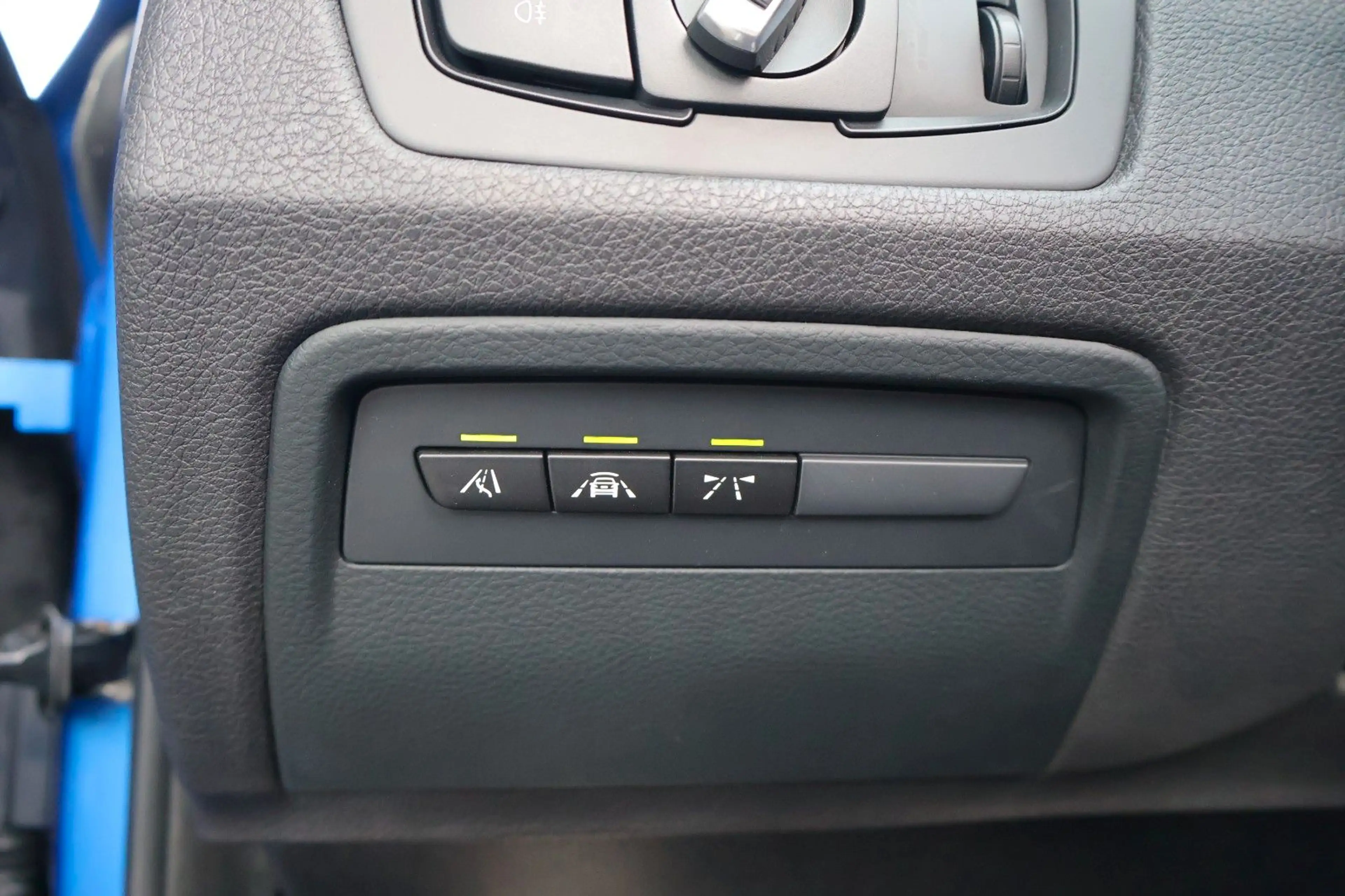 BMW 440 i xDrive Cabrio M-PAKET/H&K/HUD/360°/CARPLAY — photo 14